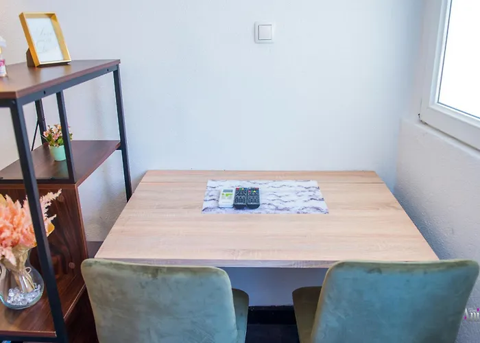 Studio Apartment Cozy Box