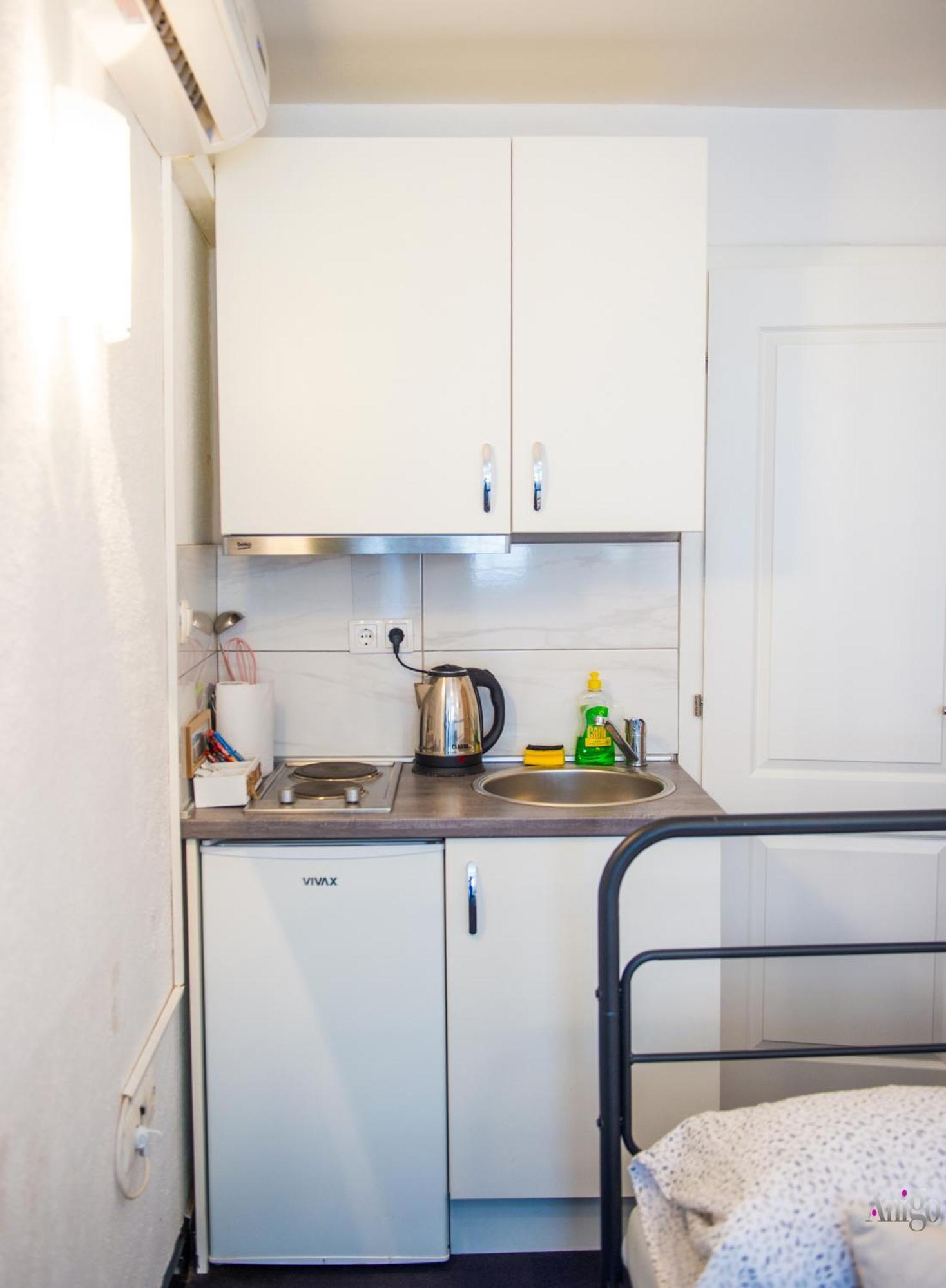 Cozy Box Apartment